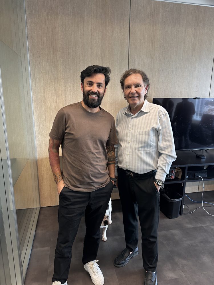 Tiago Apolinário